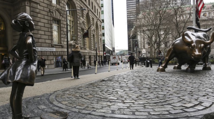 wall street girl in front of bull